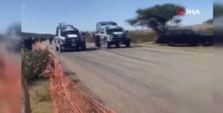 Meksika’da devriye araçlarıyla yarışan polisler görevden alındı