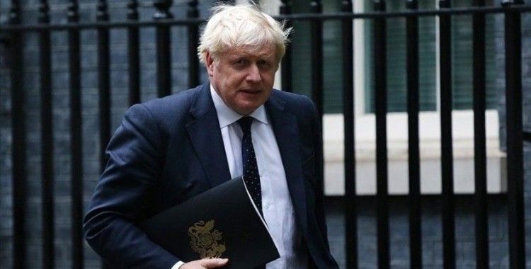 İngiltere Başbakanı, AB'yle soruna neden olan Kuzey İrlanda Protokolü'nü askıya alabileceklerini belirtti