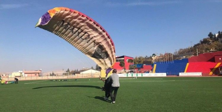 Yamaç paraşütü sporunun yeni adresi Mardin olacak