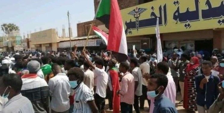 Sudan'daki darbe karşıtı gösterilerde 2 kişi öldü