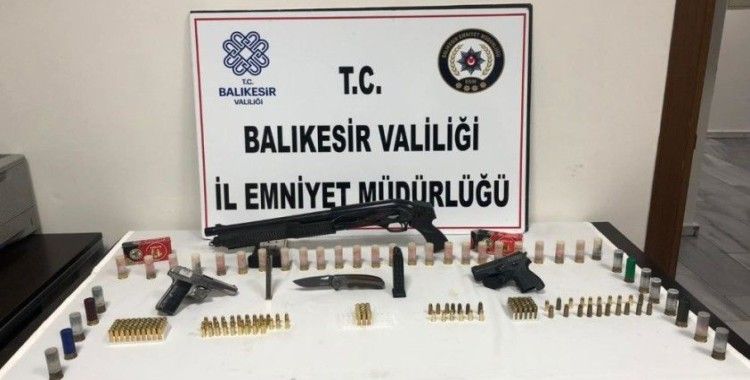 Balıkesir'de silah ticareti yapan 35 şahsa gözaltı