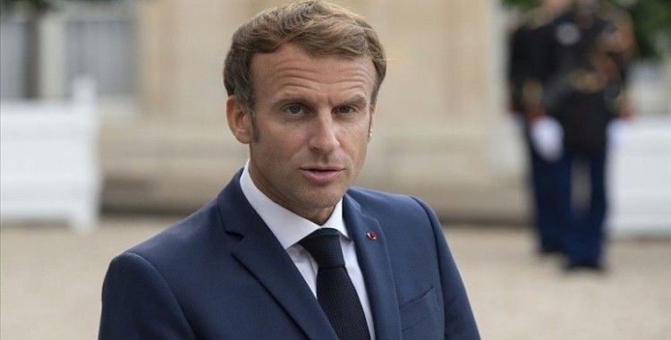 Macron'dan balıkçılık krizinde İngiltere'ye tepki: Sinirlerimizle oynuyor