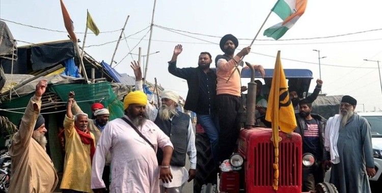 Hindistan'da tarım yasalarını protesto eden çiftçiler eylemlerine devam edecek