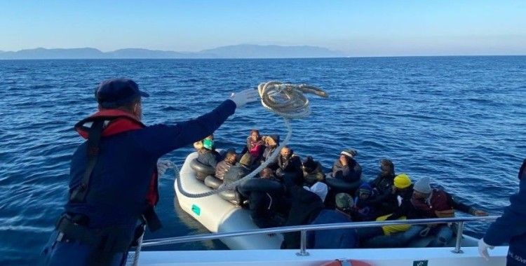 Ölüme terk edilen göçmenleri, Türkiye kurtarıyor