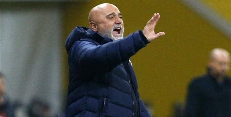 Yukatel Kayserispor Teknik Direktörü Hikmet Karaman: 18 puana ulaşsaydık müthiş bir avantaj yakalayacaktık