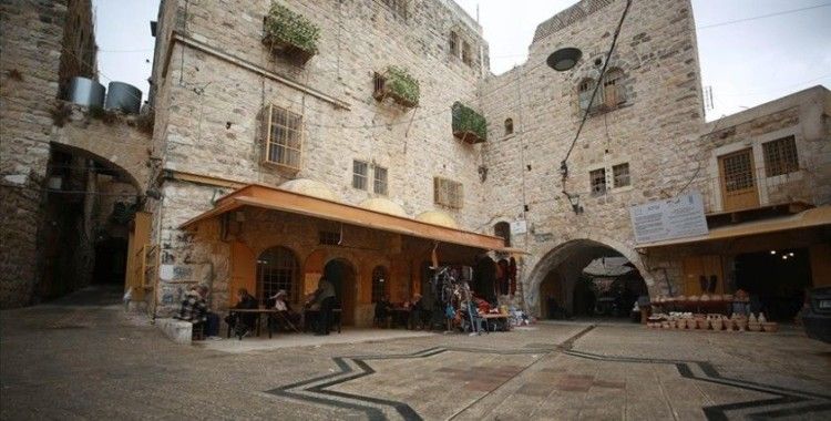 Filistin'in iki asırlık kahvehanesi İsrail'in baskıları ve Yahudi yerleşimlerine karşı direniyor