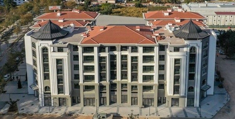 İzmirli depremzedeler yeni evlerine Cumhurbaşkanı Erdoğan'ın katılacağı törenle kavuşacak