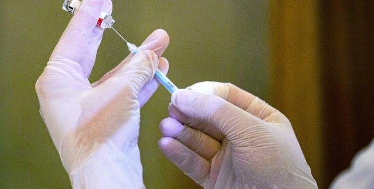Sputnik M aşısı gönüllülerin yüzde 93.2'sinde hücresel bağışıklık sağladı