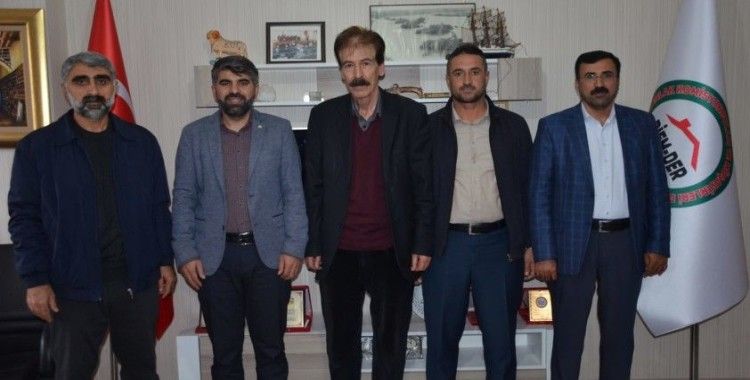 HÜDA PAR Diyarbakır İl Başkanı Dinç'ten DİEM-DER'e ziyaret