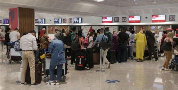 Fas, Omicron varyantı nedeniyle yolcu uçuşlarını iki hafta askıya alacak