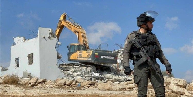 İsrail makamları Kudüs’te Filistinlilere ait bir evi yıktı