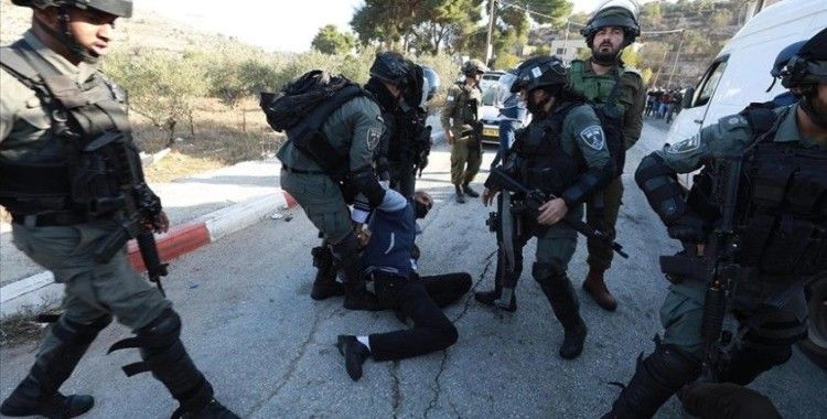İsrail güçleri, Batı Şeria'da Yahudi yerleşim birimi protestosunda 28 Filistinliyi yaraladı