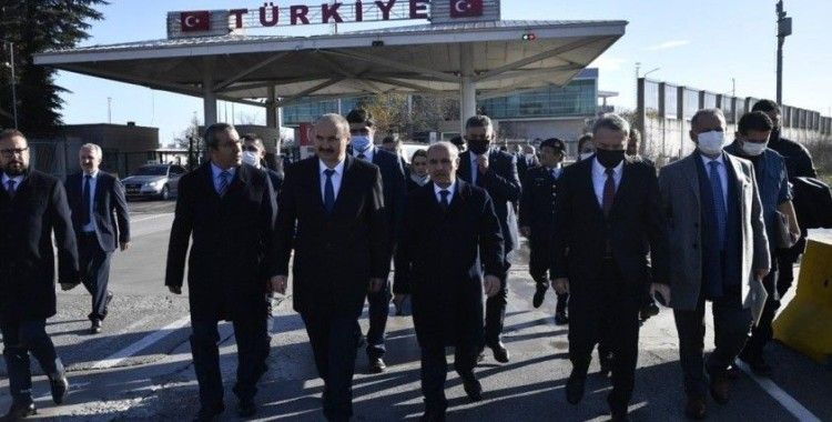 Türk, Bulgar ve Yunan heyetler Kapıkule’de Ortak Temas Merkezi’nde bir araya geldi