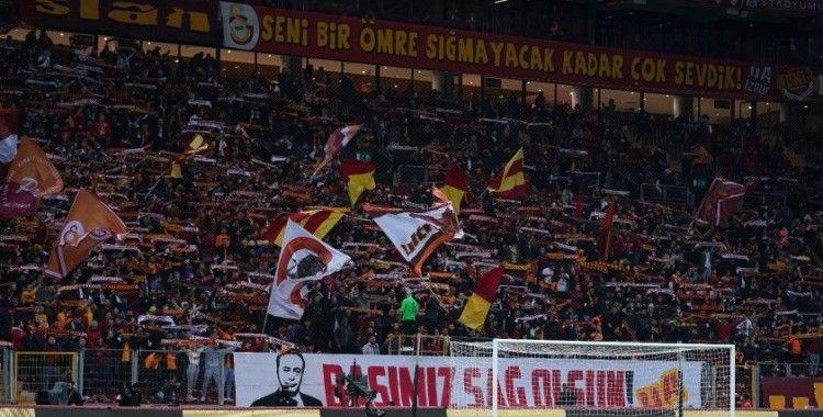 Spor Toto Süper Lig: Galatasaray: 0 - Altay: 1 (Maç devam ediyor)