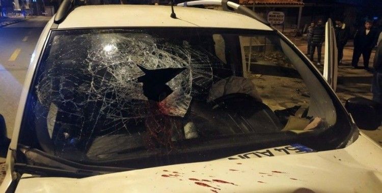 Sakarya’da feci kaza: Emniyet kemeri takılı değildi kafası camdan dışarı çıktı