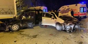 Kartal’da 4 yol ağzında kaza: 2 yaralı