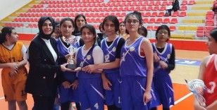 Bağlar Belediyespor basketbolda Diyarbakır şampiyonu