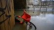 Fransa'nın 5 bölgesinde aşırı yağış ve sel için 'kırmızı alarm' verildi