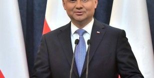Polonya Devlet Başkanı Duda'ya 'moron' diyen yazar hakkında açılan dava reddedildi