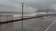 Kastamonu’da fırtına: Dalgalar sahili dövdü