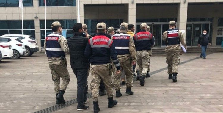 Kilis'te, göçmen kaçakçılığına 4 tutuklama