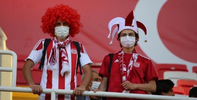 Sivasspor - Fenerbahçe maçının biletleri satışta