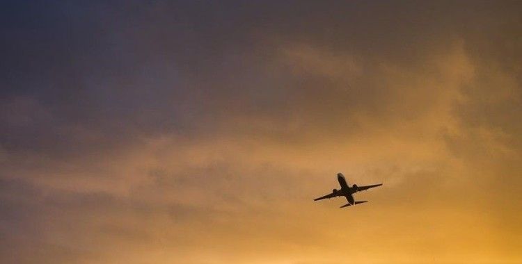 Uluslararası hava yolu şirketleri 5G belirsizliği nedeniyle bazı ABD uçuşlarını askıya aldı
