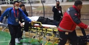 Cengiz Karadağ maçın ortasında kalp krizi geçirdi