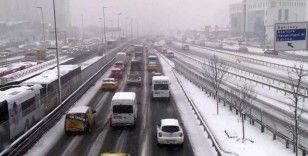  İstanbul’da kar etkisini arttırdı