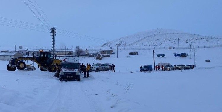 Erzurum’da çığ düştü: 2 kişinin kar altında kaldığı bölgeye ulaşılmaya çalışılıyor
