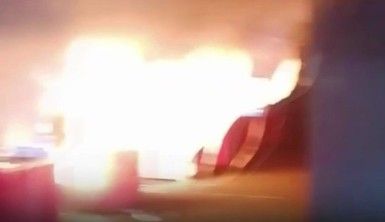 Kazakistan'da bir kişi kumar oynanan loto kulübünü ateşe verdi