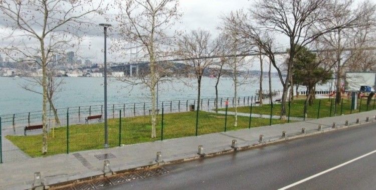 Üsküdar’da Kuzguncuk parkına giriş panel çitlerle engellendi
