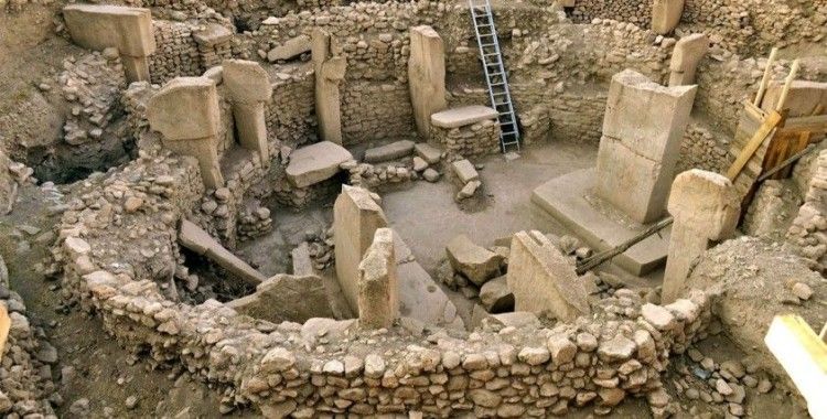 Tarihi eser nedir? örnekler ile Tarihi eserlerin özellikleri nelerdir?