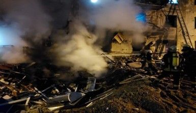 Kiev'de vurulan İHA'nın binaya düşmesi sonucu 3 kişi yaralandı