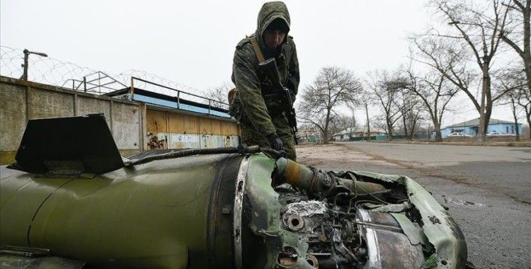 Rusya'nın, Ukrayna'da askeri birliğe düzenlediği saldırıda yaklaşık 70 asker öldü