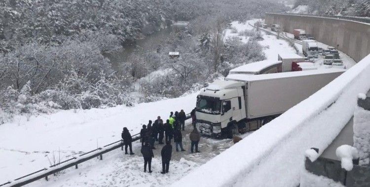 Tokat’ta D-100 kara yolu ulaşıma açıldı