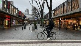 Hollanda'da tüm Kovid-19 kısıtlamaları kaldırılıyor