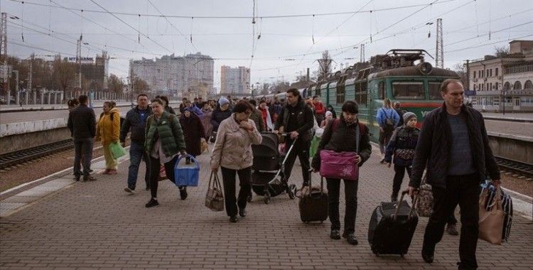 Ukrayna'da gün içinde 4 binden fazla sivil güvenli bölgelere tahliye edildi