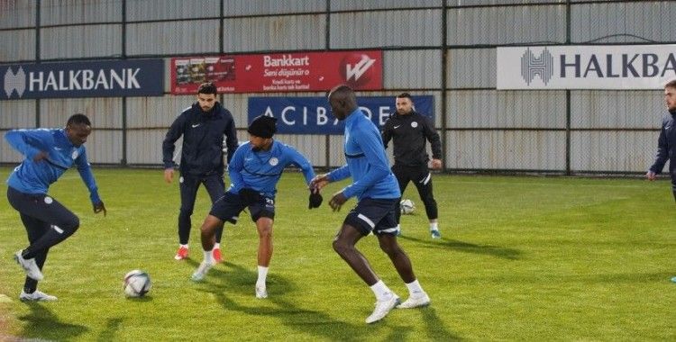 Çaykur Rizespor, Yeni Malatyaspor hazırlıklarına başladı