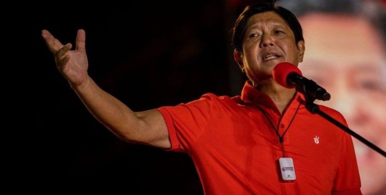 Filipinler’de seçimi eski Devlet Başkanı’nın oğlu Marcos kazandı