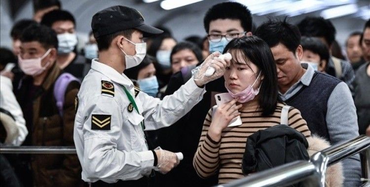 Çin'de son 24 saatte 2 bin 72, Hong Kong'da 298 Kovid-19 vakası tespit edildi