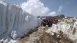 Antalya'nın yüksek kesimlerinde karla kapanan yayla yolları açılıyor
