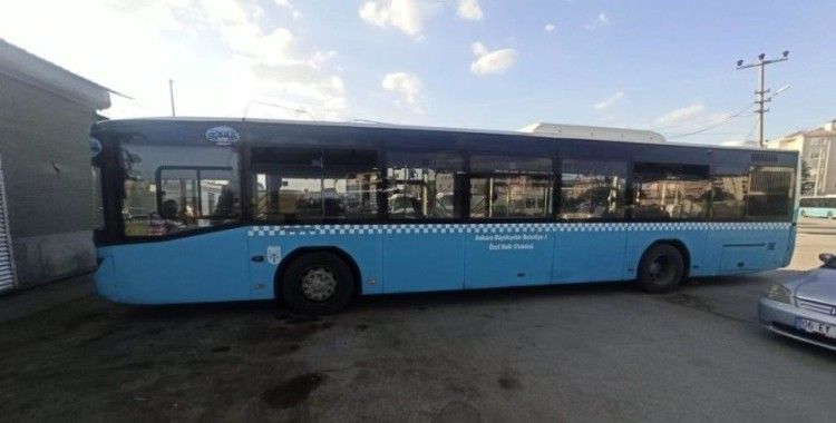 Ani fren yapan halk otobüsünde yolcu yaralandı