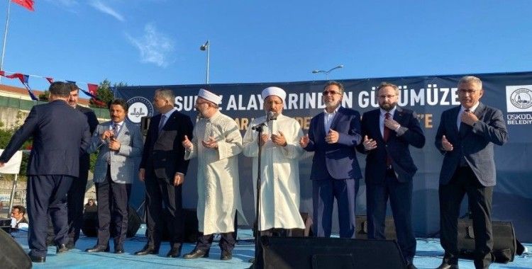 Pandemi sonrası ilk hacı adayları Üsküdar’da düzenlenen törenle uğurlandı