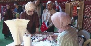 Emine Erdoğan, 5. Etnospor Kültür Festivali’ndeki etkinlik alanlarını ziyaret etti