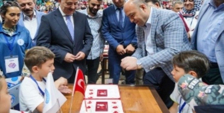 Diyarbakır'da '4. Türkiye Akıl ve Zeka Oyunları Turnuvası Finali' başladı