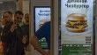 Rusya'da McDonald's restoranları yeni ismiyle tekrar açıldı
