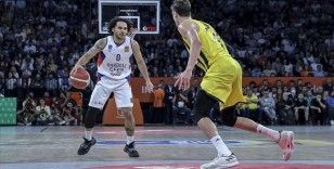 Anadolu Efes seriyi son maça taşımayı, Fenerbahçe Beko şampiyonluğu hedefliyor