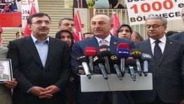 Dışişleri Bakanı Çavuşoğlu Diyarbakır Annelerini ziyaret etti