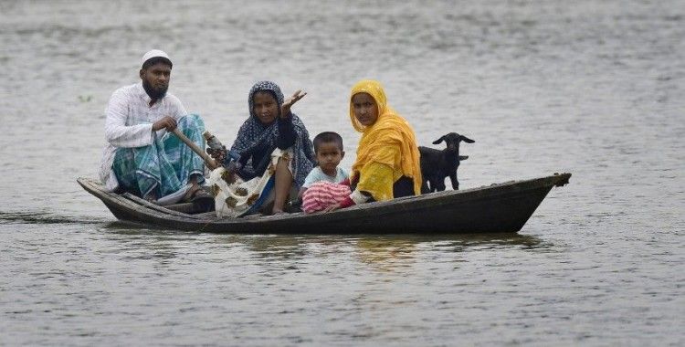 Hindistan ve Bangladeş’teki sellerde can kaybı 124’e yükseldi
